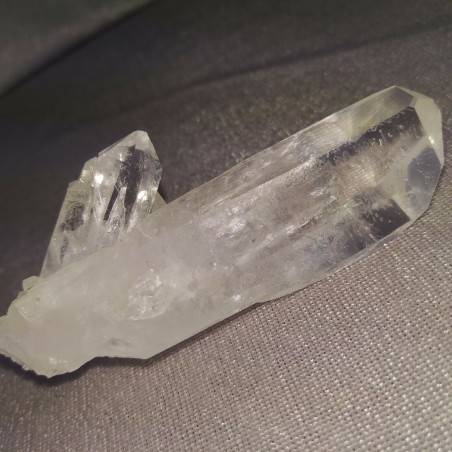MINERALS * Natural Cluster of Clear QUARTZ Point Crystal Healing-1