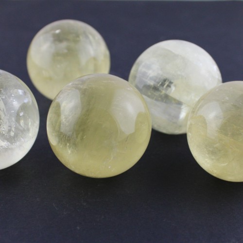 MIEL CALCITE Sphère Objets de collection Mobilier de haute qualité +