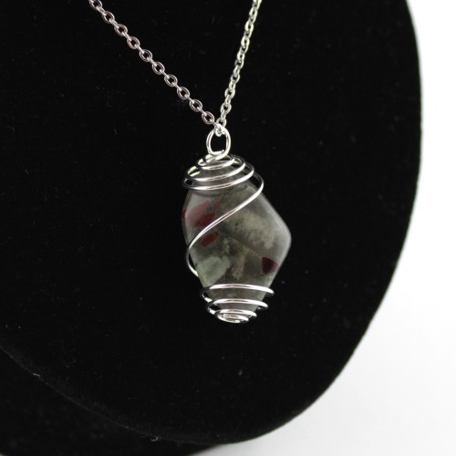 Pendant in Heliotrope Bloodstone - ARIES Zodiac Necklace Handmade Silver