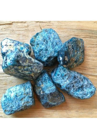 Blue APATITE Crystal Rough Stone MINERALS Crystal Healing Chakra A+-1