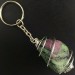 Llavero RUBY ZOISITA Hecho a Mano Espiral Baño de Plata A+-1