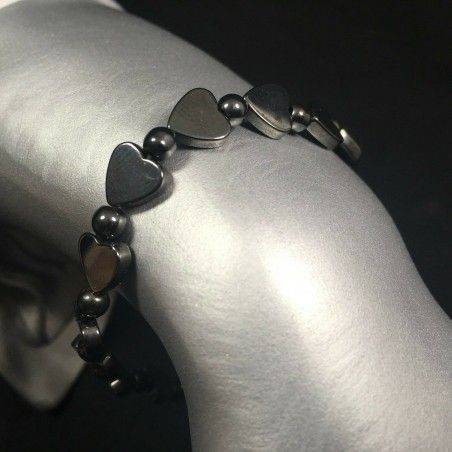 Bracelet in MAGNETIC HHEMATITE Hearts - SCORPIO CAPRICORN LEO-1
