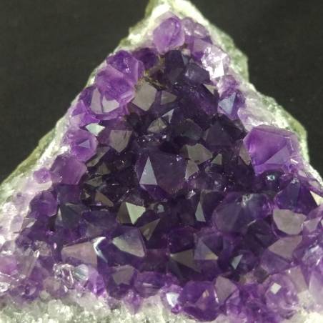 * MINERALI * DRUSA DI AMETISTA Blu / Viola URUGUAY 71x65 mm Altissima Qualità A+-5