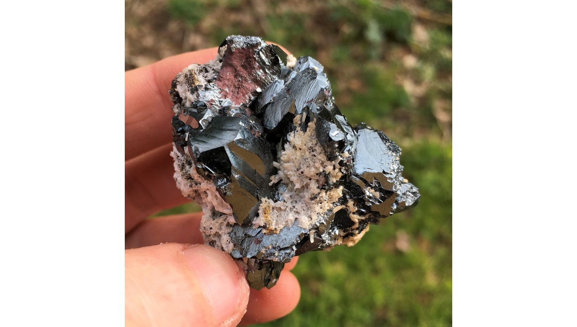 EMATITE - Tutte le proprietà, i benefici e le caratteristiche EMATITE - Tutte le proprietà, i benefici e le caratteristiche